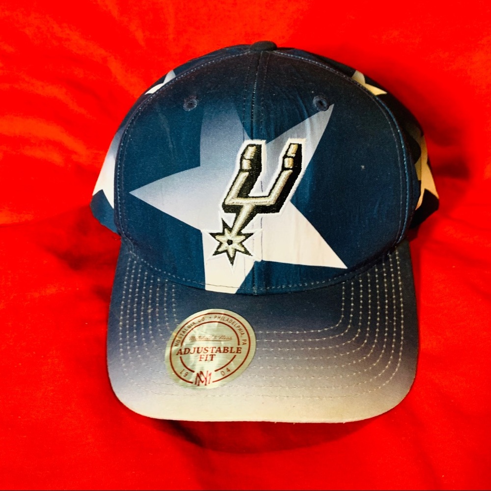 Mitchell & Ness NBA Spurs Throwback SnapBack